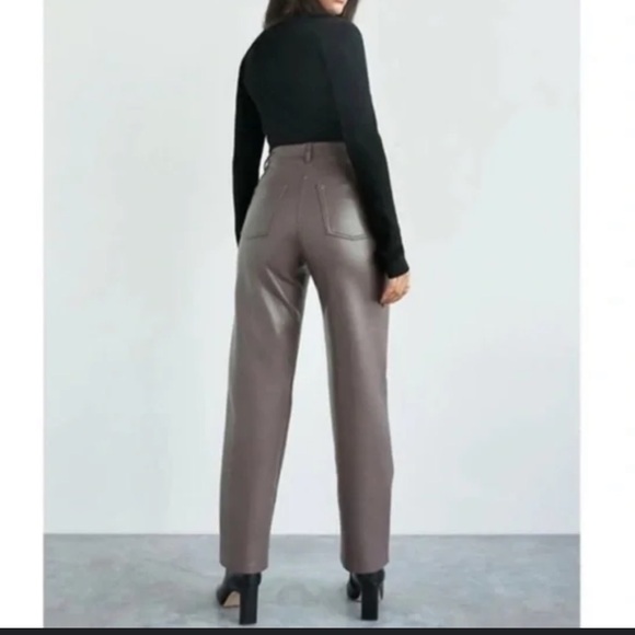 Aritzia Melina Pants - Picture 4 of 8